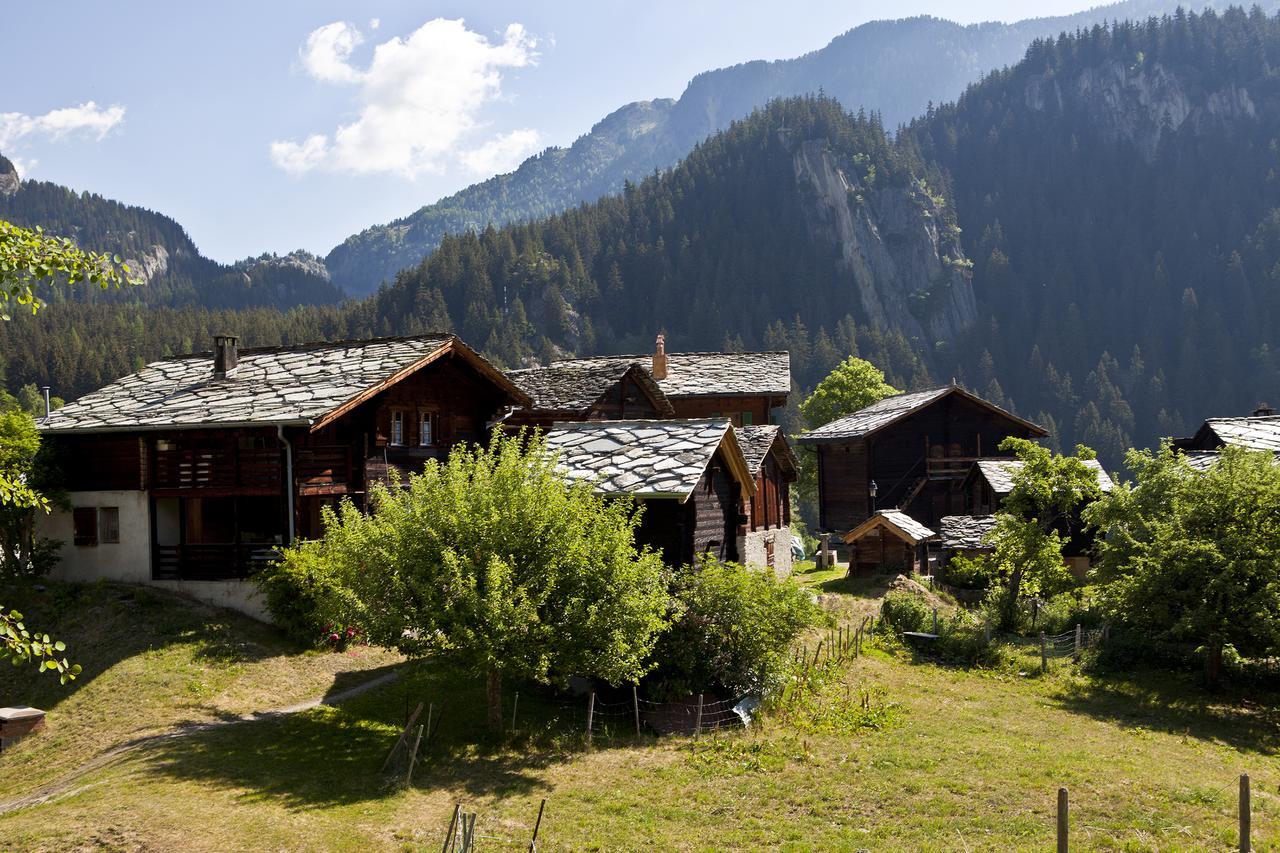 Bergquell Haus D Apartman Blatten bei Naters Kültér fotó